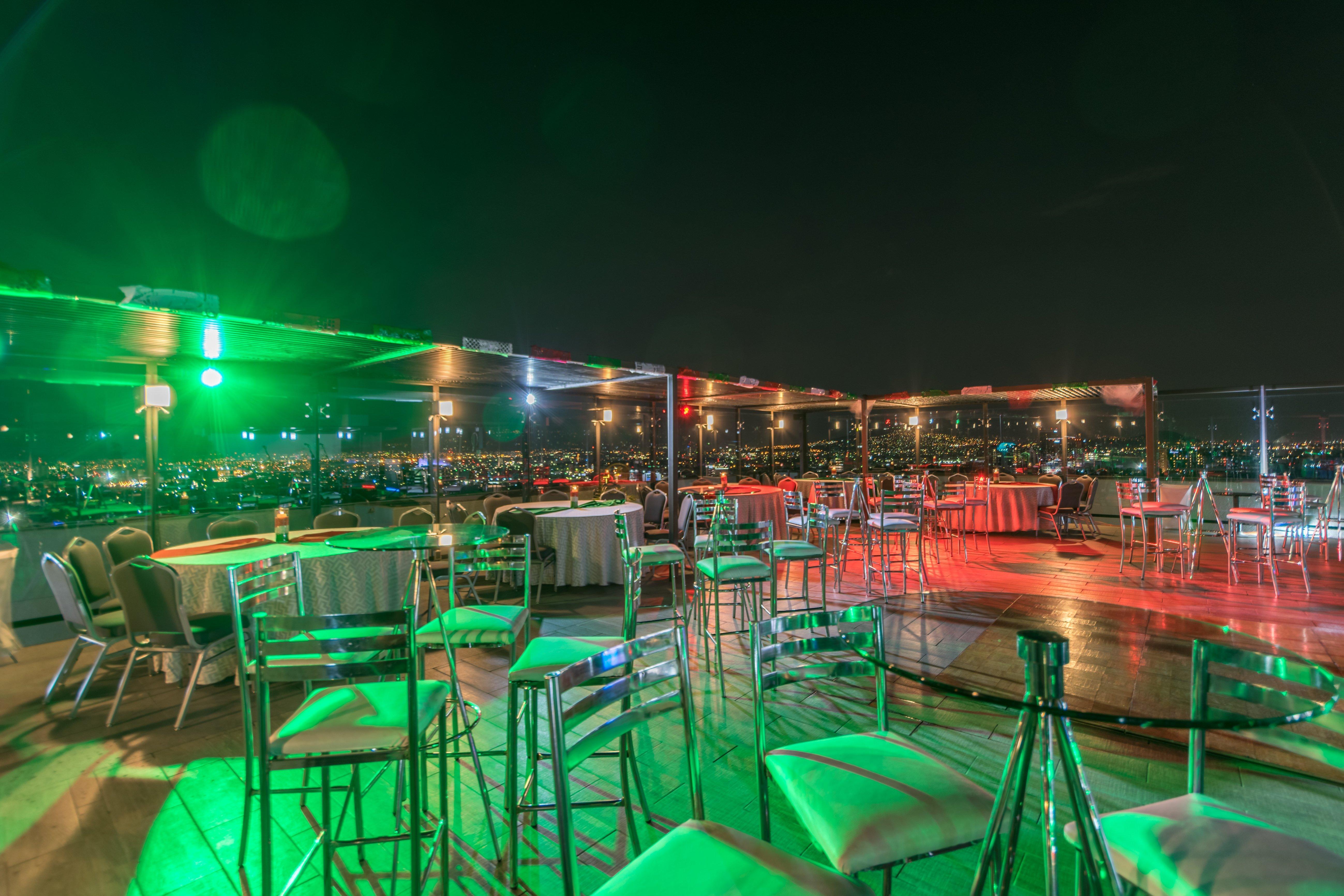 Holiday Inn Guadalajara Select By Ihg Exterior photo